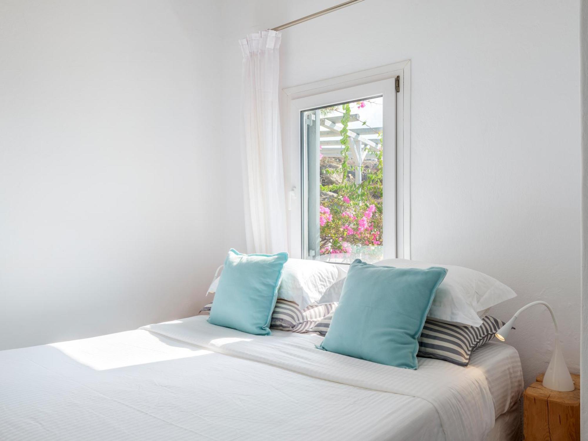 Baybees Sea View Residence プラティス・ヤロス エクステリア 写真